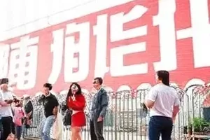 《北纬三十度》公路片沿纬线行进的公路长镜头